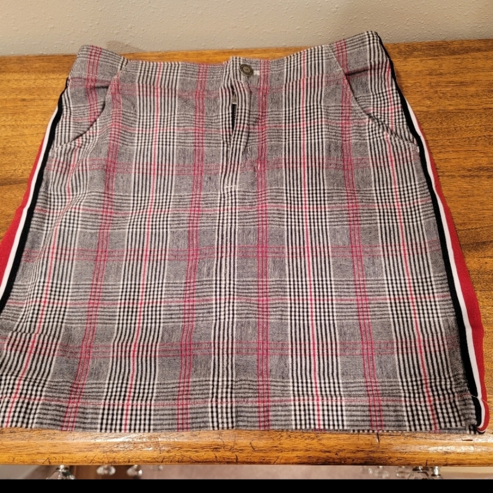 Hollister skirt